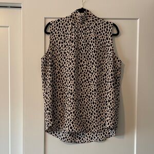 Ann Taylor Black and Cream Patterned Sleeveless Blouse